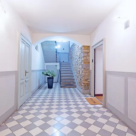 Apartment Chiaro - Casa Collina